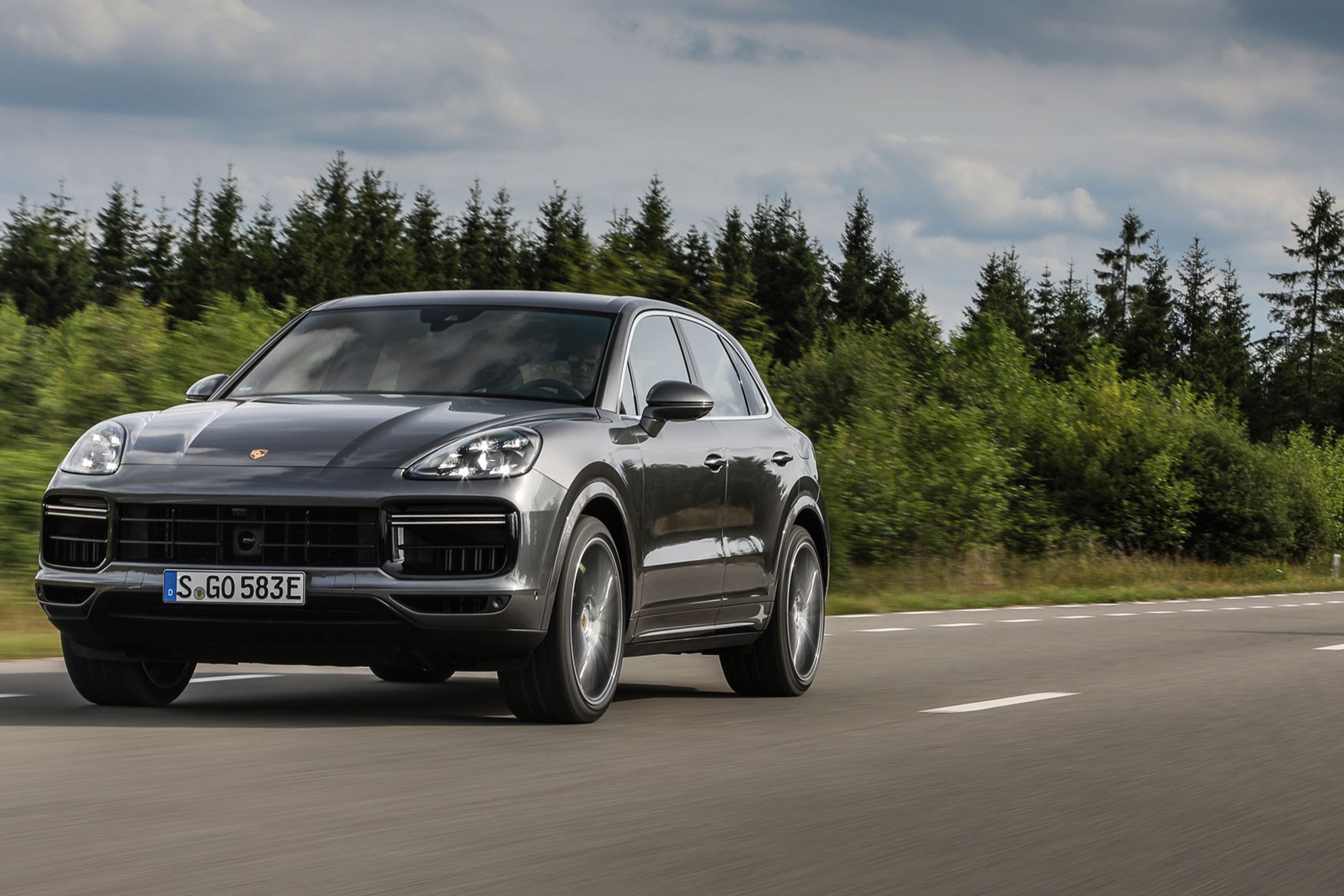 Porsche cayenne e on sale hybrid turbo s