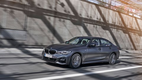 BMW 3-series 330e hybrid