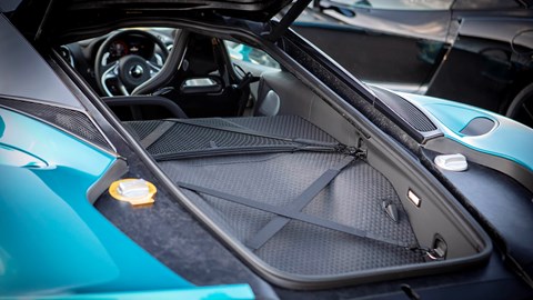 McLaren GT (UK) bootspace
