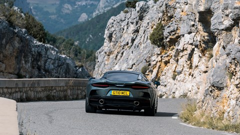 McLaren GT