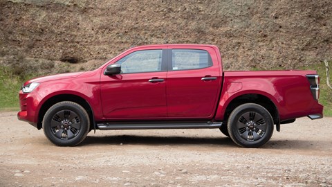Isuzu D-Max review 2021, side view, red