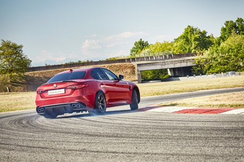 2016 Alfa Romeo Giulia Quadrifoglio