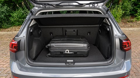Volkswagen Golf (2024) boot