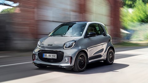 Smart Fortwo EQ driving front 2020