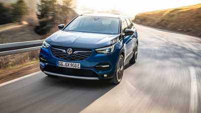 Vauxhall Grandland X Hybrid4 (2020) review: French-flavoured hybrid