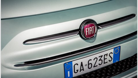 Fiat 500 hybrid (2020) review: the light touch