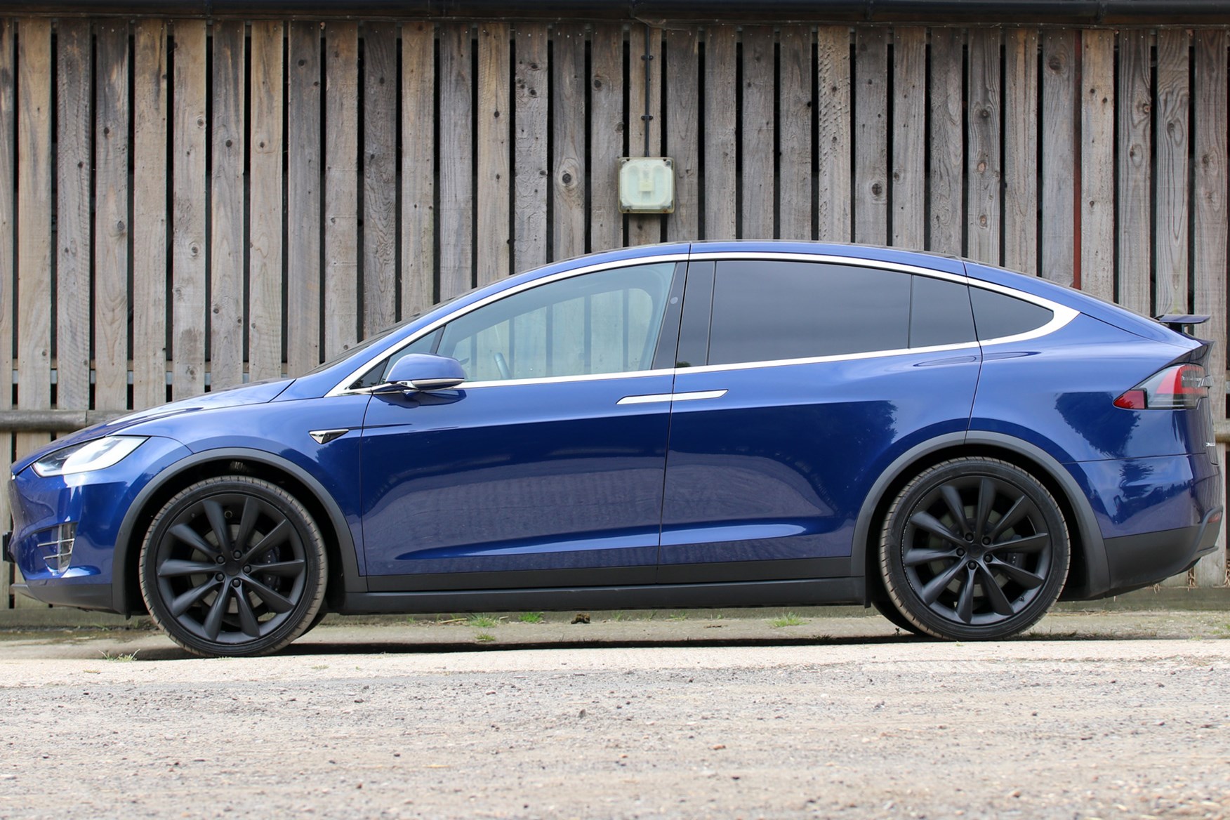 Model x with normal outlet doors