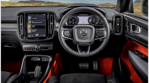 Volvo XC40 PHEV dashboard