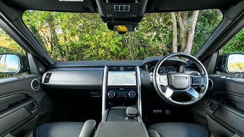 Land Rover Discover (2025) review: dashboard and infotainment system