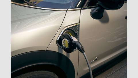 MINI Countryman PHEV (F60) review | CAR magazine UK