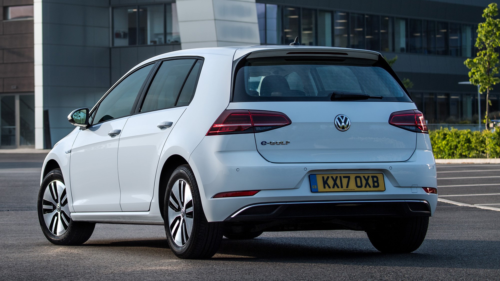 reform Utallige aktivitet VW e-Golf (2022) Review | CAR Magazine