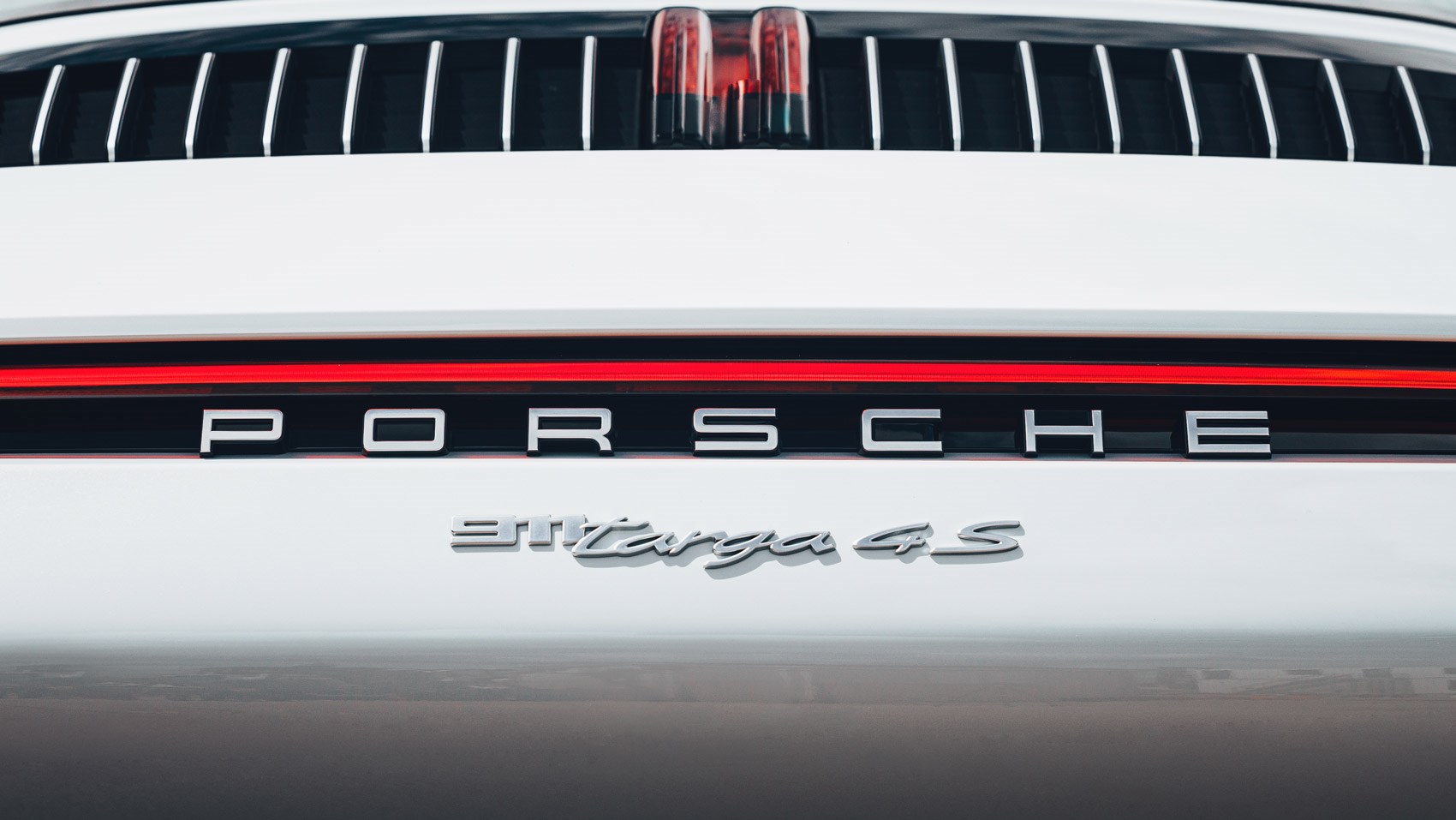 Porsche 911 Targa 4S (2021) review: Stuttgart's grand tourer | CAR Magazine