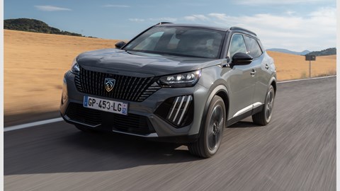 Peugeot e-2008 review (2023)