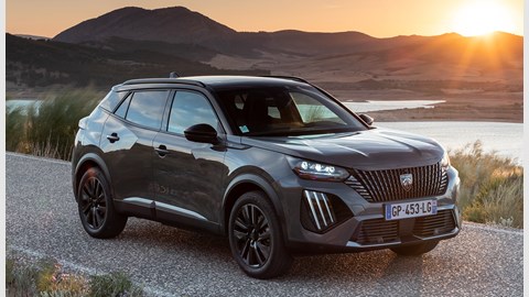 Peugeot e-2008 review (2023)