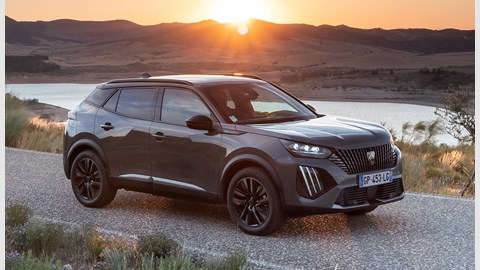 Peugeot e-2008 review (2023)