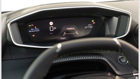 Peugeot e-2008 review (2023)