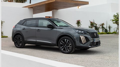 Peugeot e-2008 review (2023)