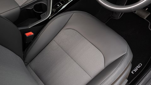 Kia Niro Hybrid (2025) review: the spreadsheet of the car world