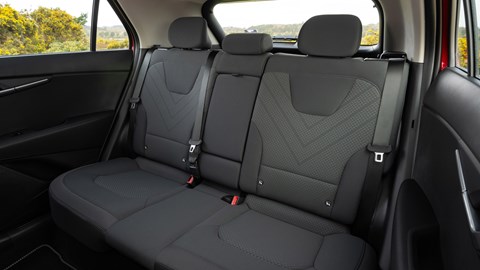 Kia Niro Hybrid (2025) review: the spreadsheet of the car world