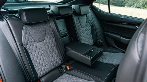 Skoda Octavia Hatch review - facelift, rear seats, Sportline