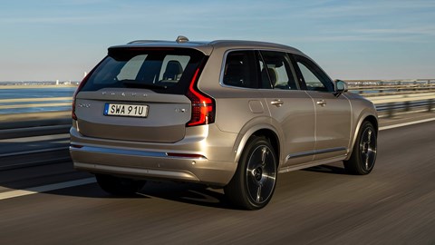 Volvo XC90 (2024) rear driving