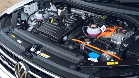 VW Tiguan eHybrid engine