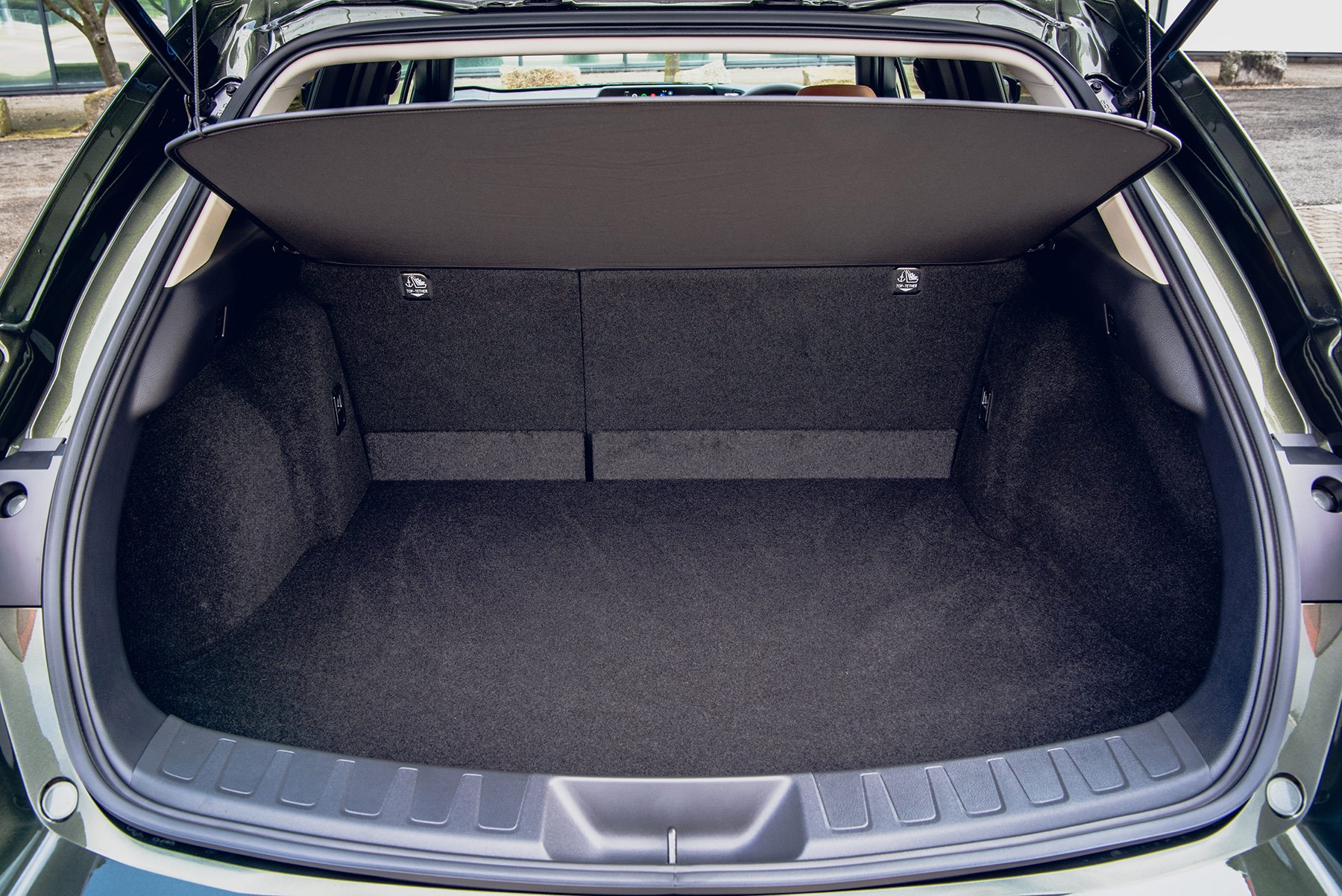 Lexus UX 300e boot: 367 litres of space