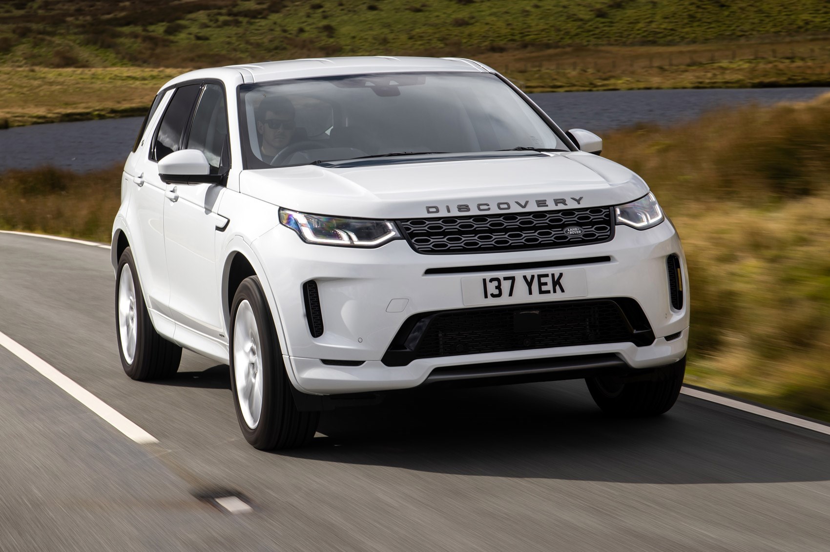 2023 Land Rover Discovery Sport hybrid review