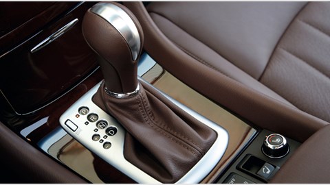 Infiniti EX37 (2008) CAR review