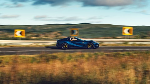 Ferrari 812 GTS (2021) review: drop-top V12 vs winter