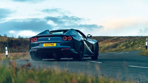 Ferrari 812 GTS (2021) review: drop-top V12 vs winter