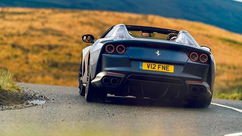 Ferrari 812 GTS (2021) review: drop-top V12 vs winter