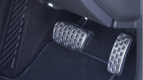 2021 Vauxhall Insignia - pedals
