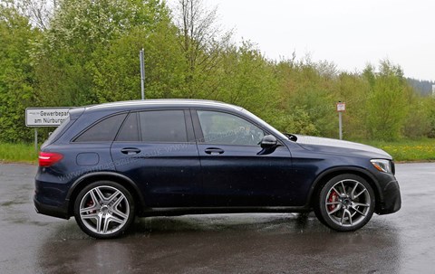 Mercedes-AMG GLC 63: side profile