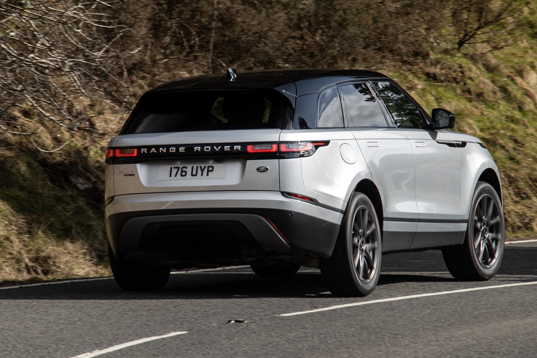 Range rover deals velar hybrid range