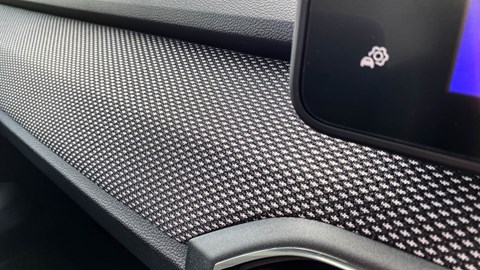 2021 Sandero Comfort dashboard trim