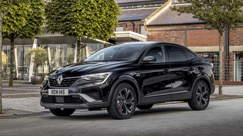 2021 Renault Arkana - front three quarter