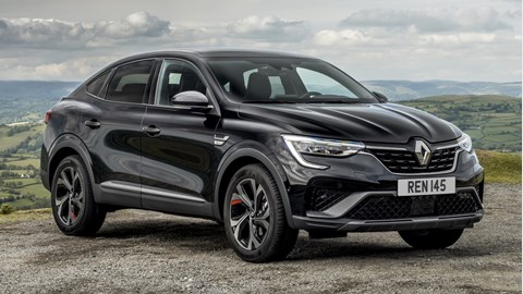 2021 Renault Arkana - front three quarter