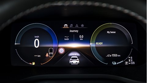 2021 Renault Arkana - dials