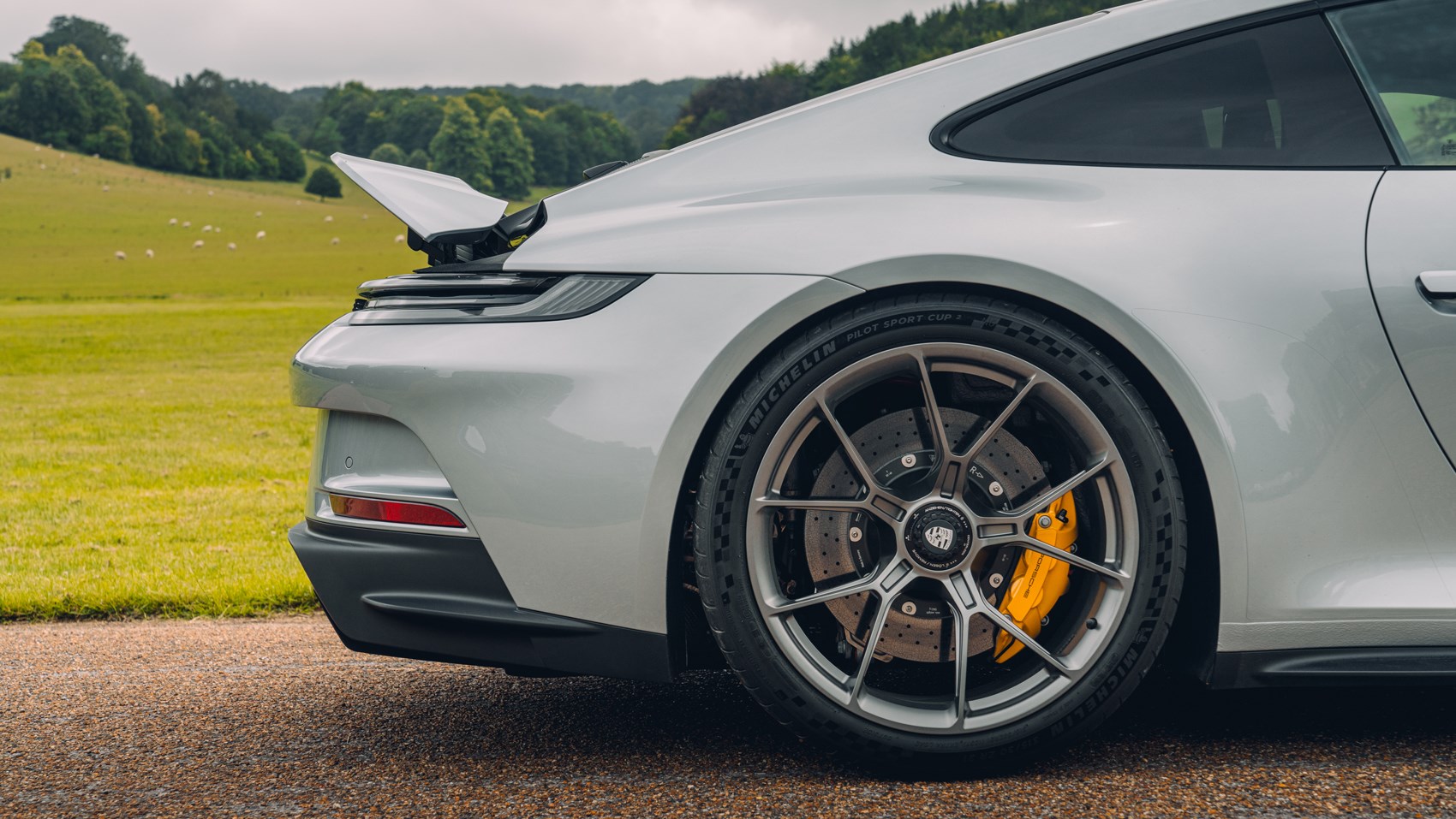 gt3 touring rear end