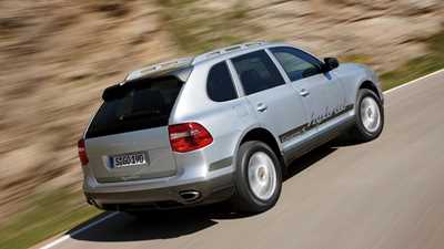Porsche Cayenne S Hybrid (2010) CAR review