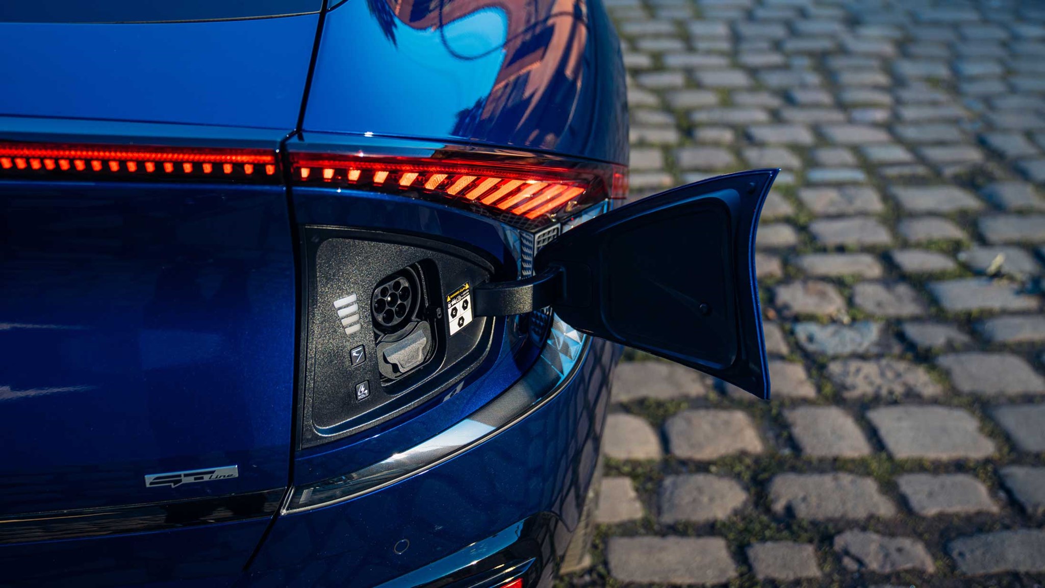 2022 Kia EV6 review - Futuristic 325hp all-electric Kia driven