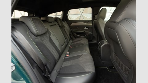 Peugeot 308 SW rear seats