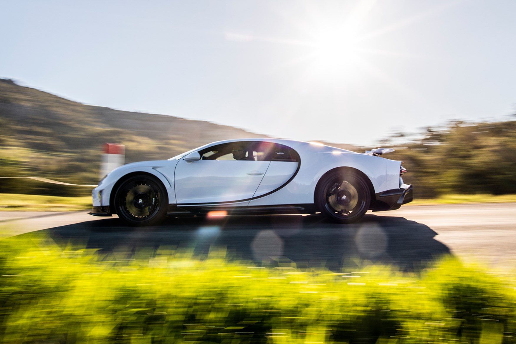 Bugatti Chiron Super Sport (2021) Review: Billionaire Top Trumps | CAR ...