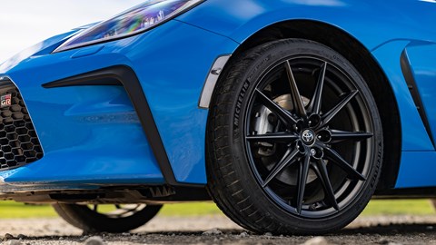 Black 18in alloy wheels standard on UK-bound GR86s