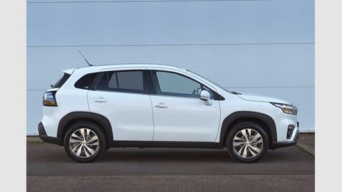 Suzuki S-Cross (2022) review: side view, white car
