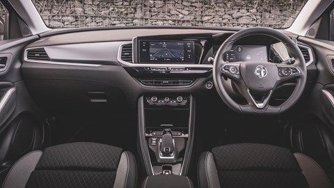 Vauxhall Grandland dash