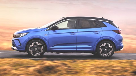 Vauxhall Grandland profile