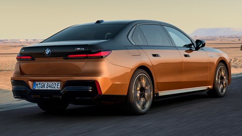 BMW i7 M70 - rear three quarter
