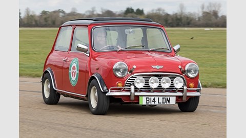 2022 Electrogenic Mini hero